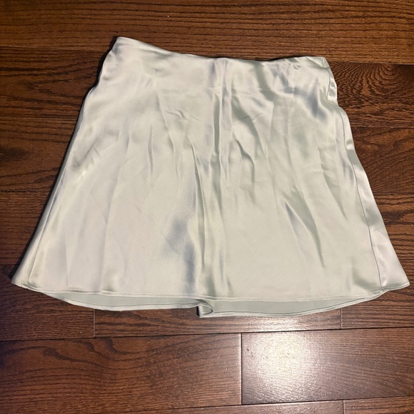 Dynamite satin skirt - light mint - Picture 4 of 5